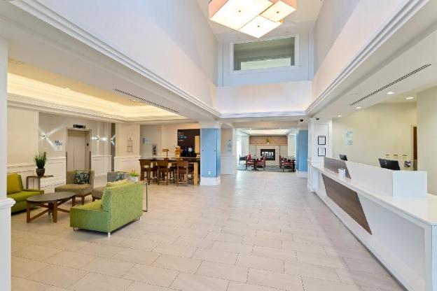 holiday inn express hauppauge long island