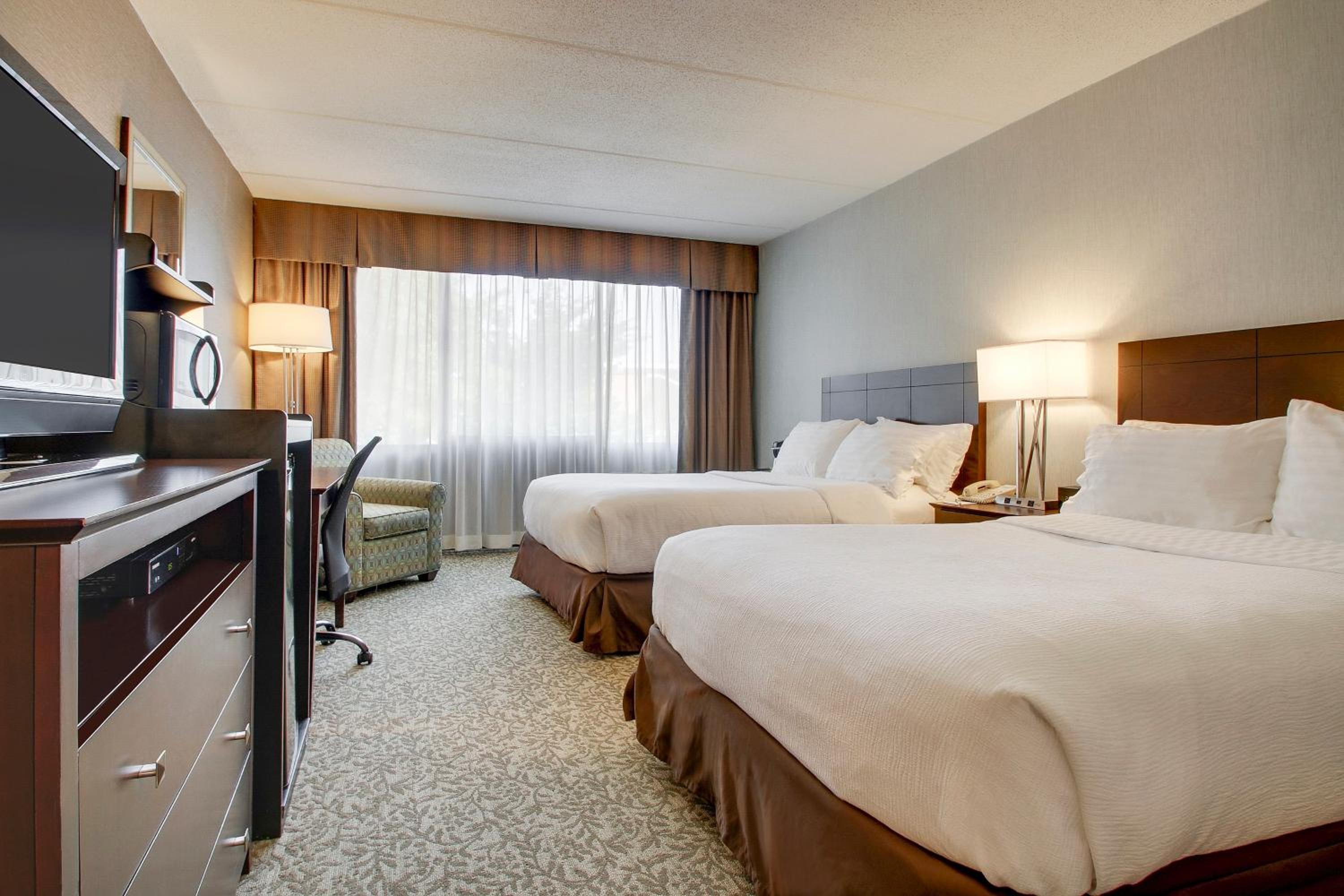 holiday inn westbury long island by ihg