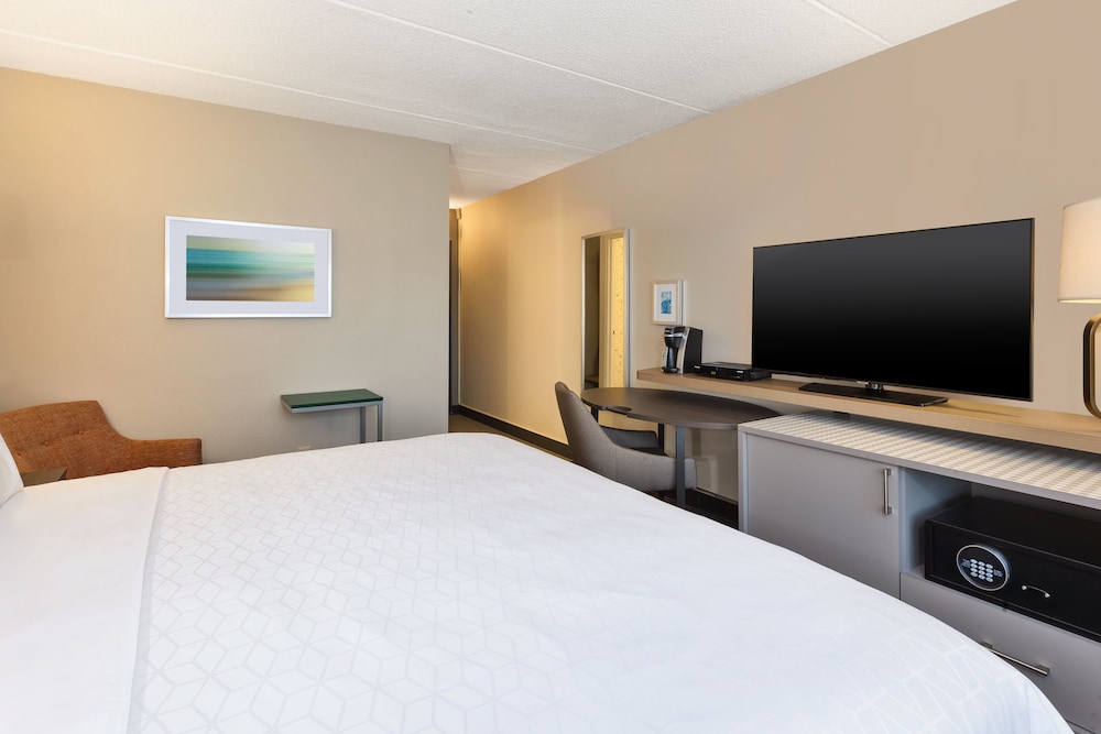 holiday inn westbury long island by ihg