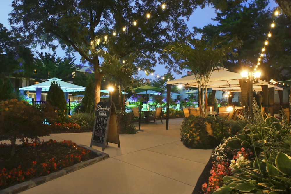 holiday inn westbury long island by ihg