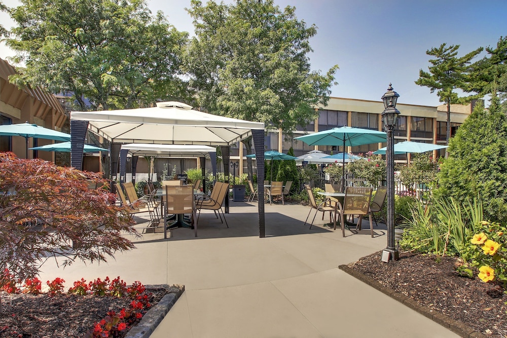 holiday inn westbury long island by ihg
