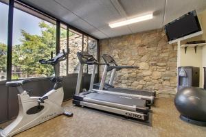 holiday inn westbury long island by ihg