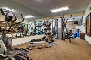 holiday inn westbury long island by ihg