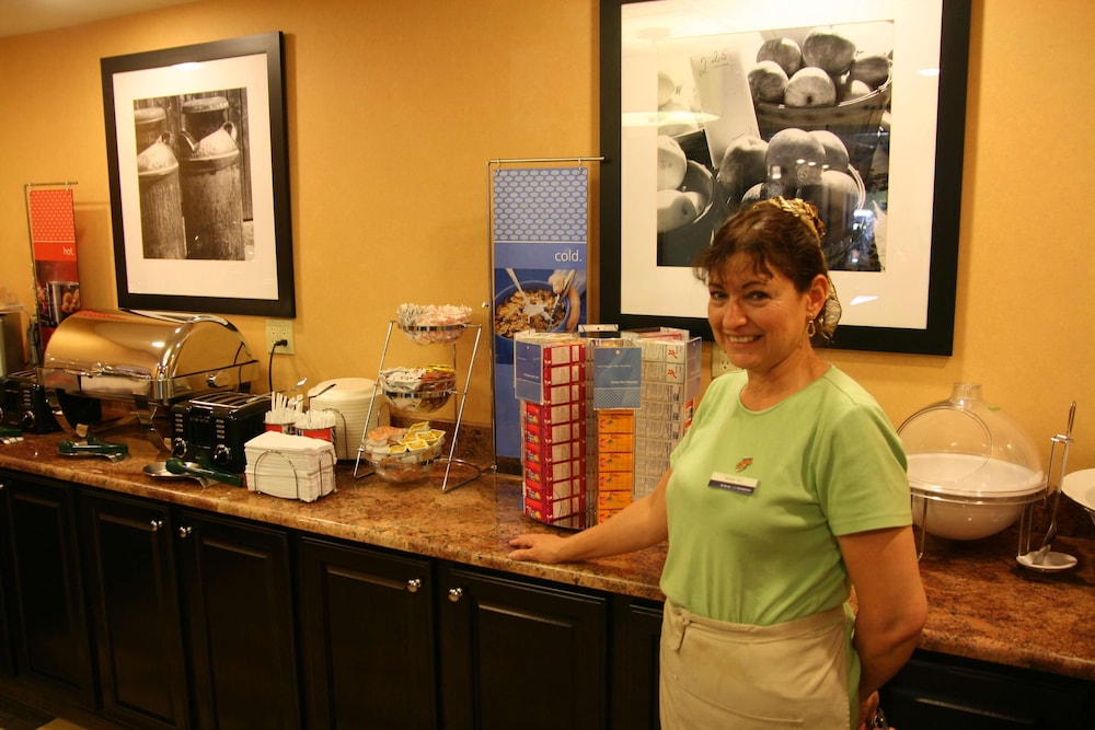 hampton inn long island commack