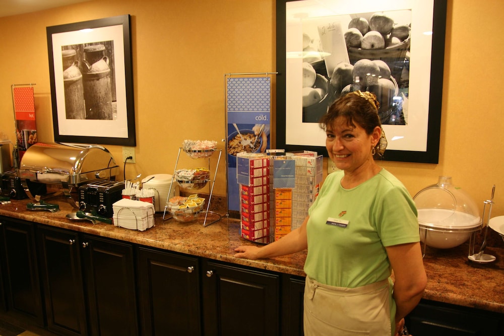 hampton inn long island commack