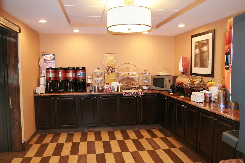 hampton inn long island commack