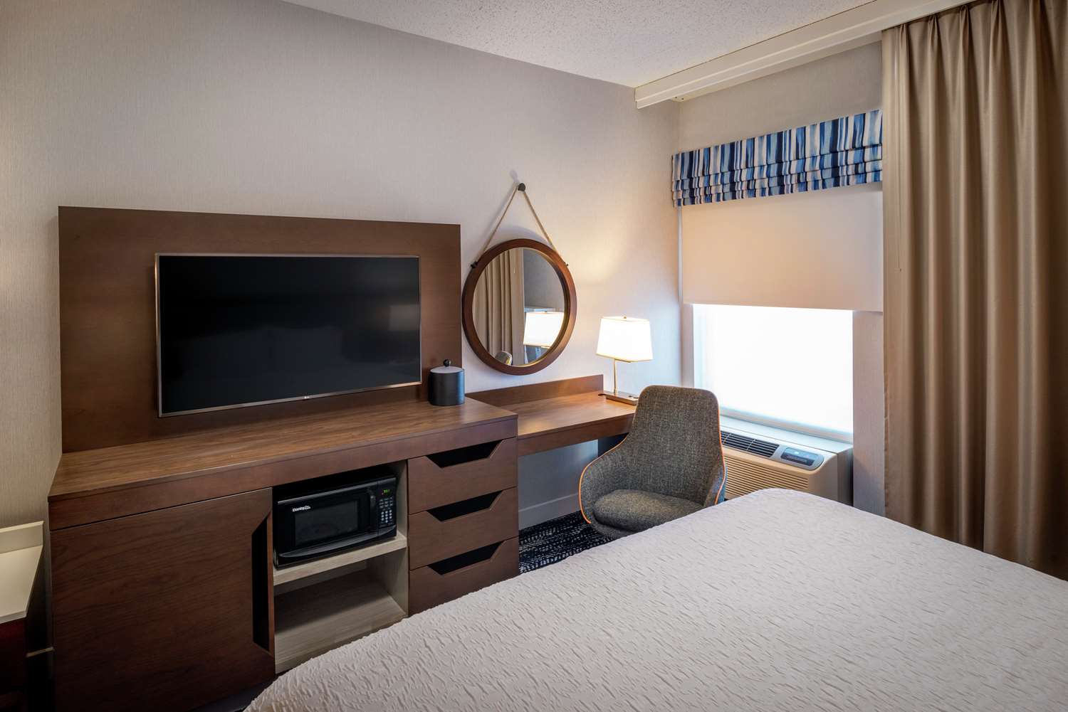 hampton inn long island commack