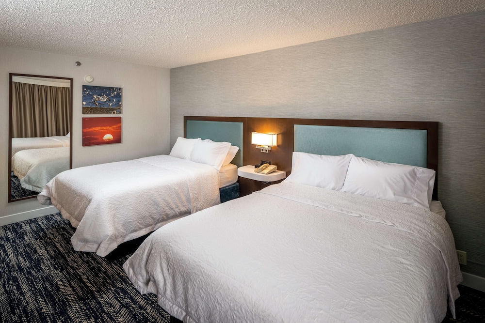 hampton inn long island commack
