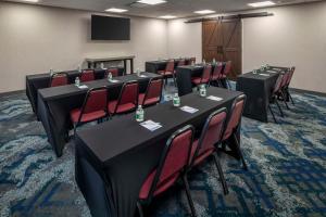 hampton inn long island commack