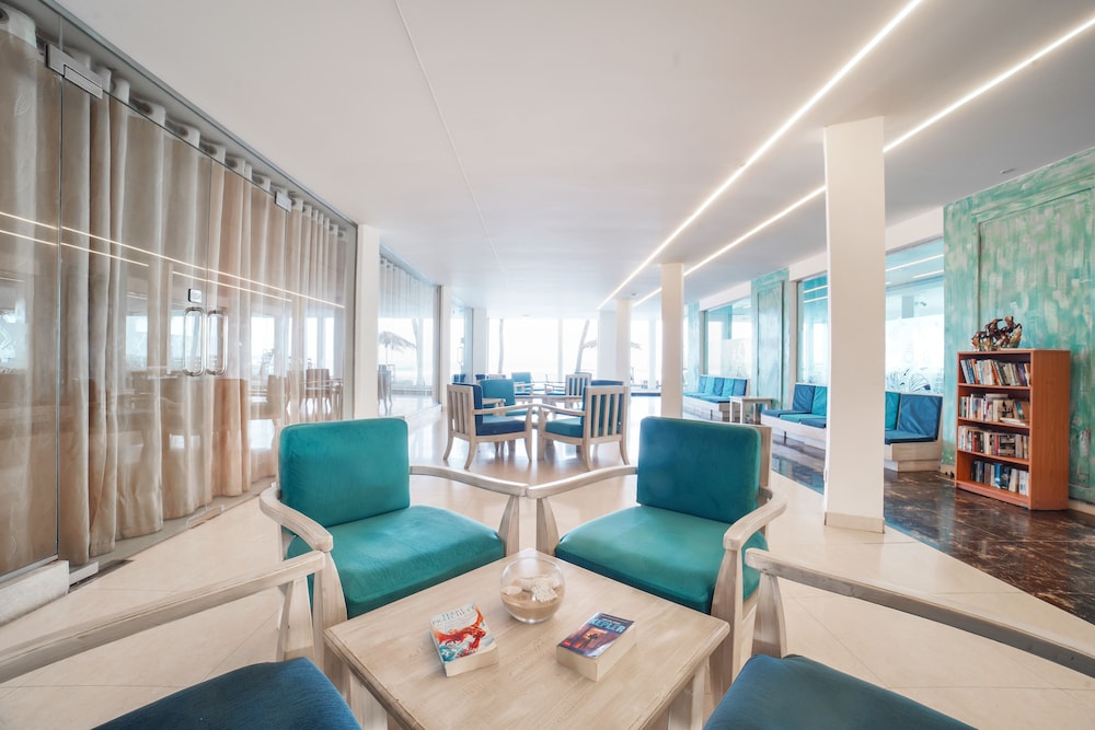 hikkaduwa beach hotel