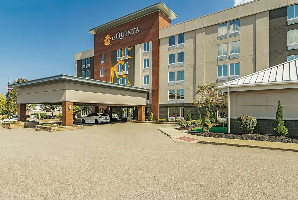 la quinta inn and suites by wyndham cleveland airport west