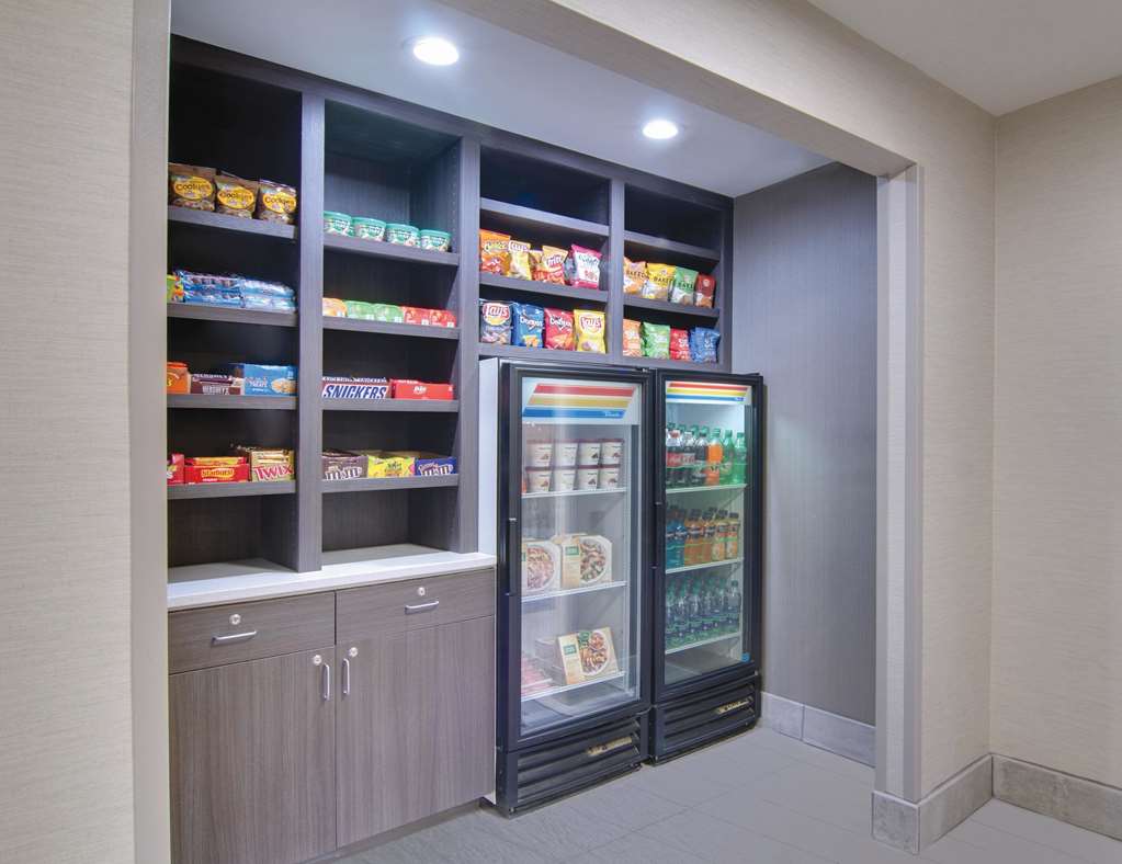 la quinta inn and suites by wyndham cleveland airport west