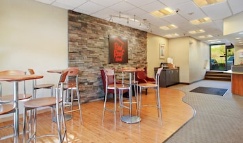 Red Roof Inn Cleveland Airport-Middleburg Heights,Middleburg Heights>>Cleveland,2 star