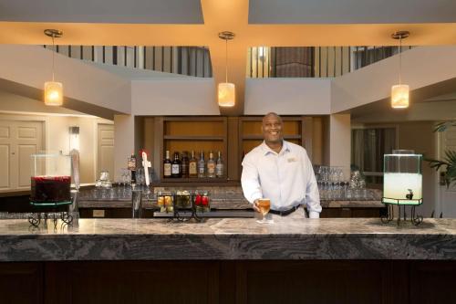 embassy suites by hilton cleveland beachwood
