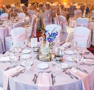 embassy suites by hilton cleveland beachwood