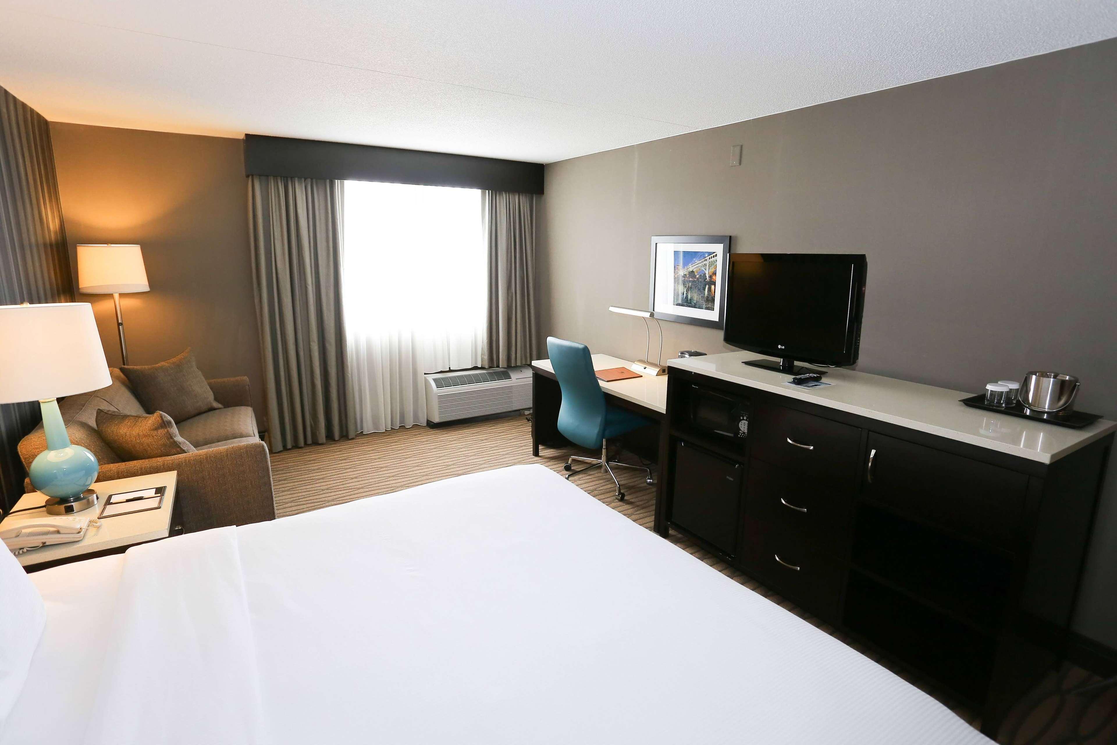 wyndham garden westlake