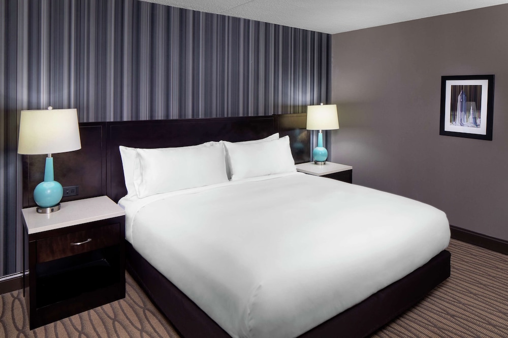 wyndham garden westlake