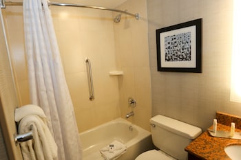 wyndham garden westlake