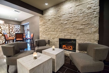 wyndham garden westlake