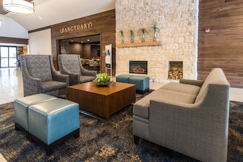 wyndham garden westlake