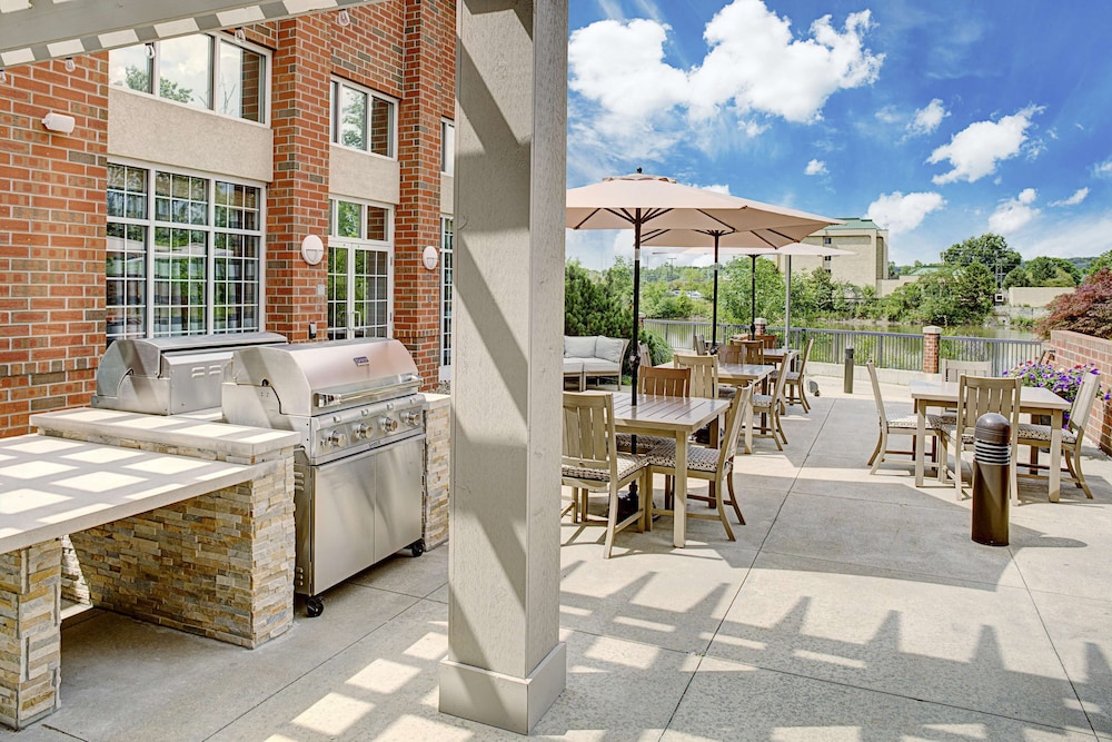 homewood suites by hilton cleveland solon