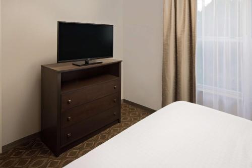 homewood suites by hilton cleveland solon