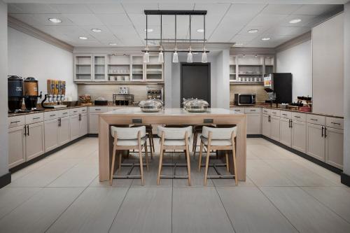 homewood suites by hilton cleveland solon