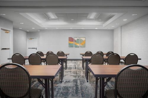 homewood suites by hilton cleveland solon