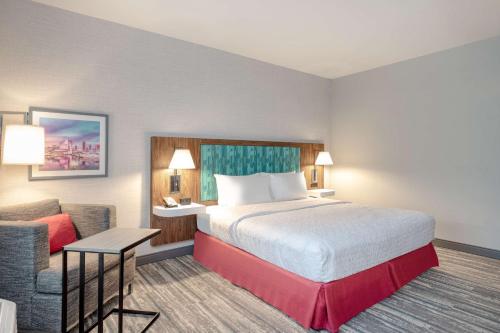 hampton inn cleveland airport tiedeman road