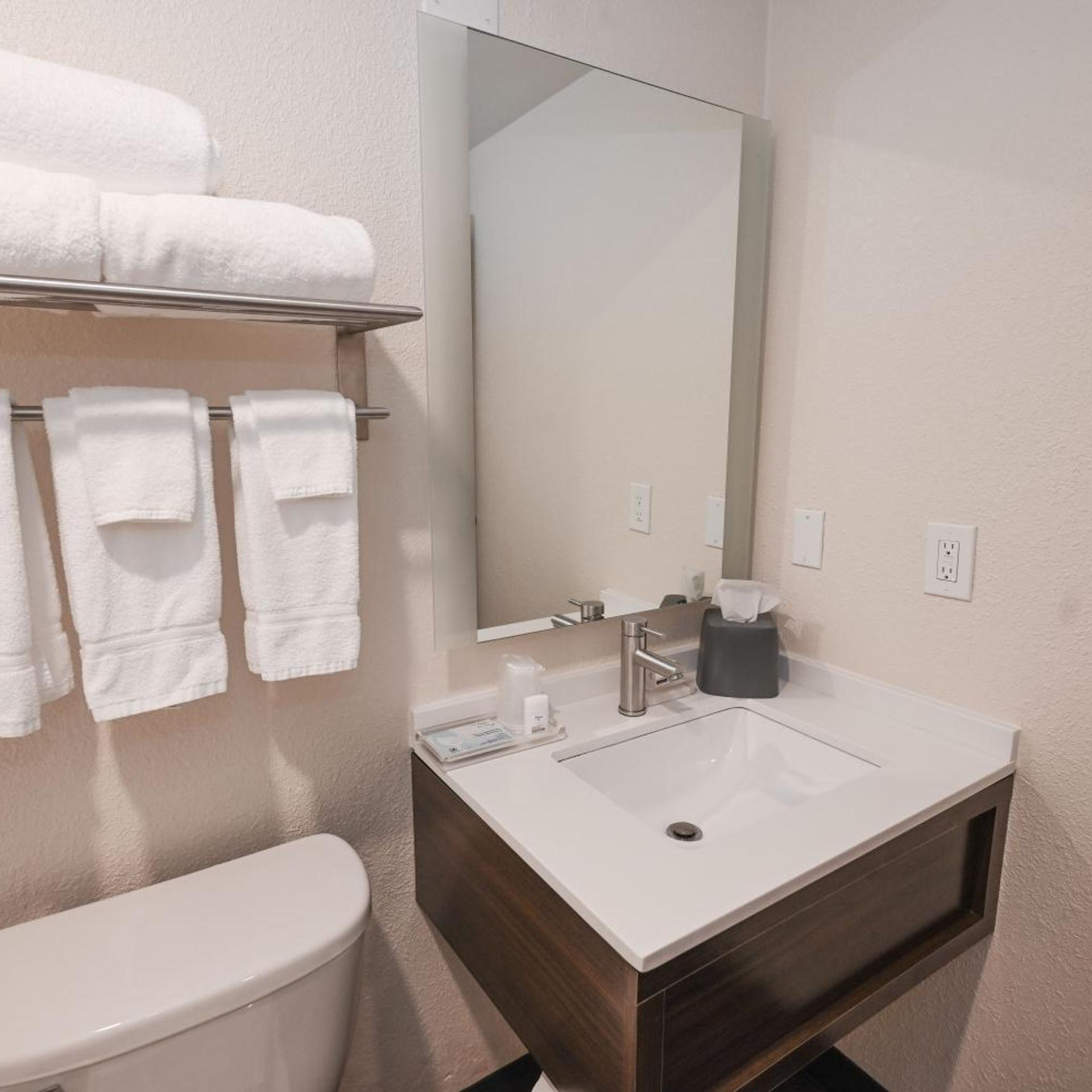 holiday inn cleveland mayfield by ihg