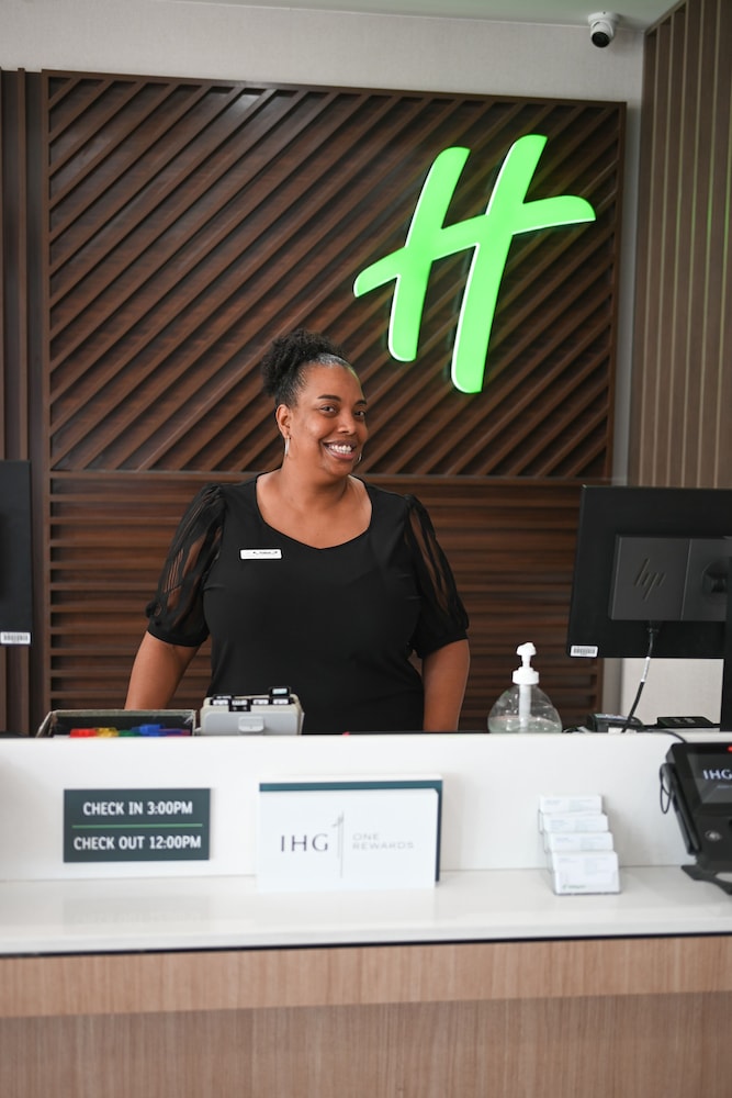 holiday inn cleveland mayfield by ihg