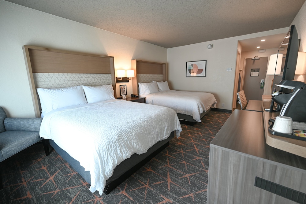 holiday inn cleveland mayfield by ihg