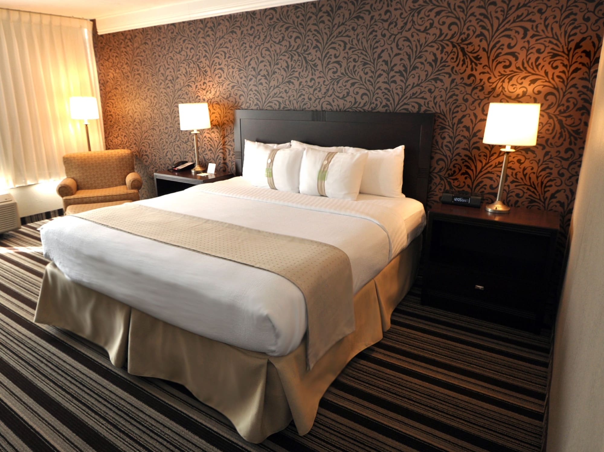 holiday inn cleveland mayfield by ihg