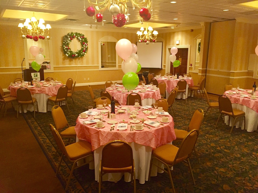 holiday inn cleveland mayfield by ihg