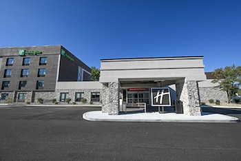 holiday inn cleveland mayfield by ihg