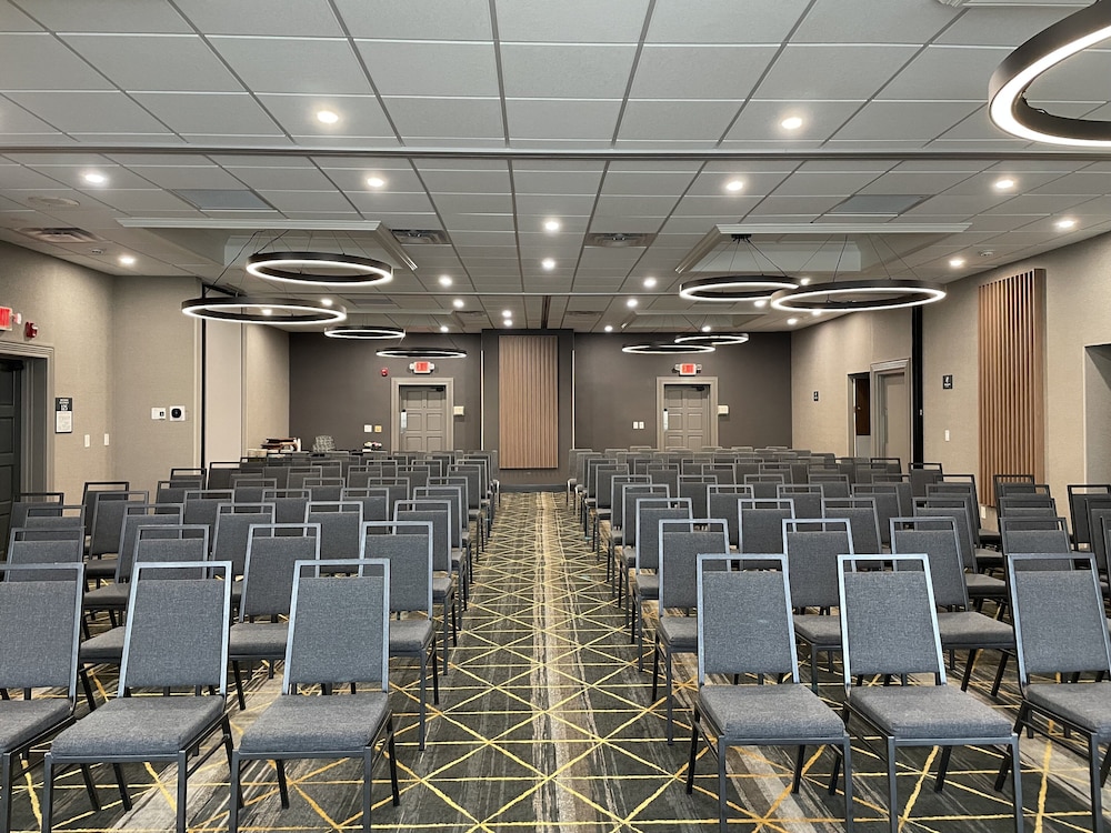 holiday inn cleveland mayfield by ihg