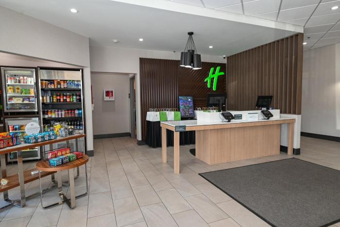 holiday inn cleveland mayfield by ihg