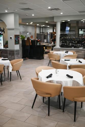 holiday inn cleveland mayfield by ihg