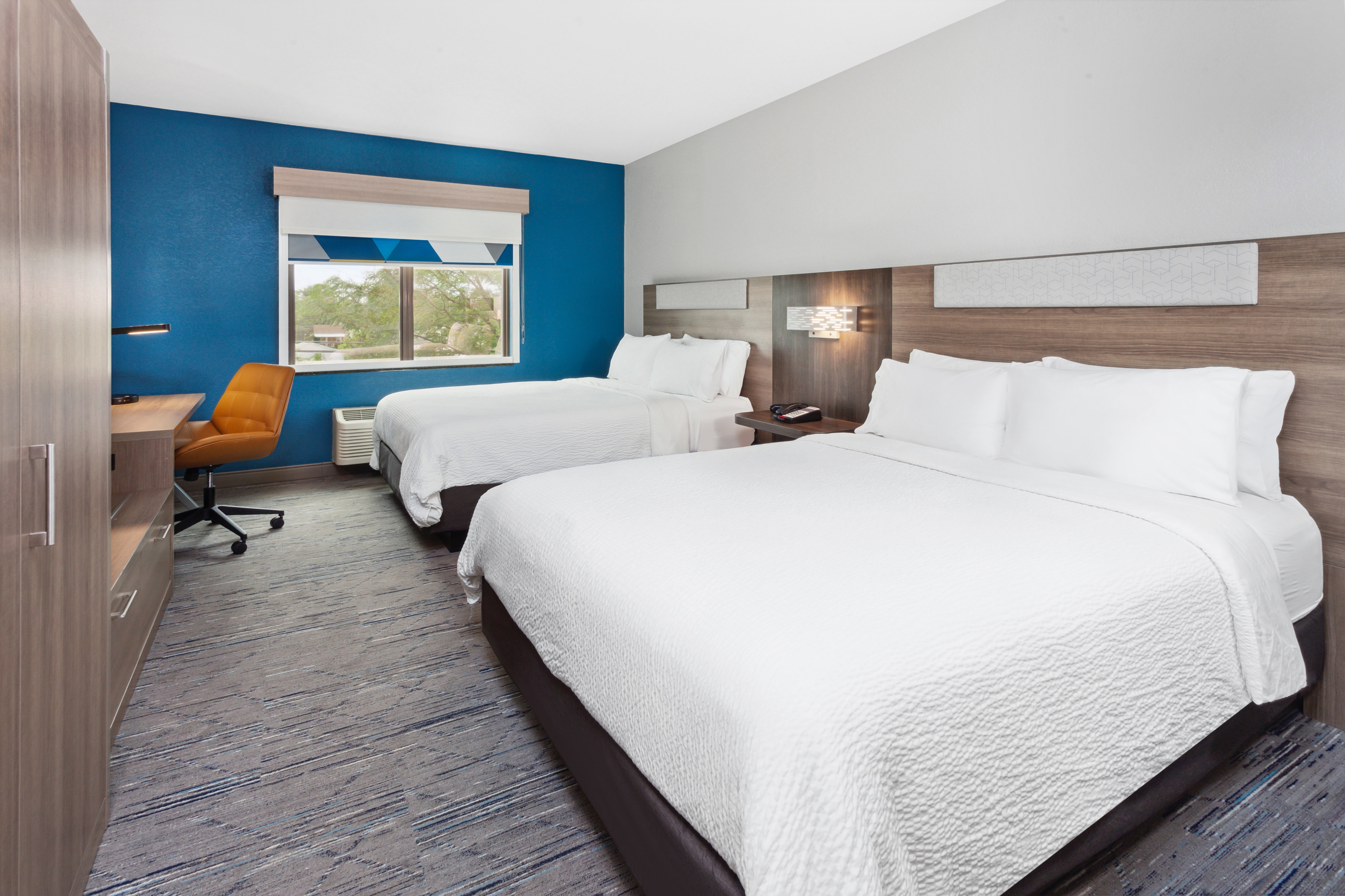 holiday inn express cleveland airport brookpark by ihg