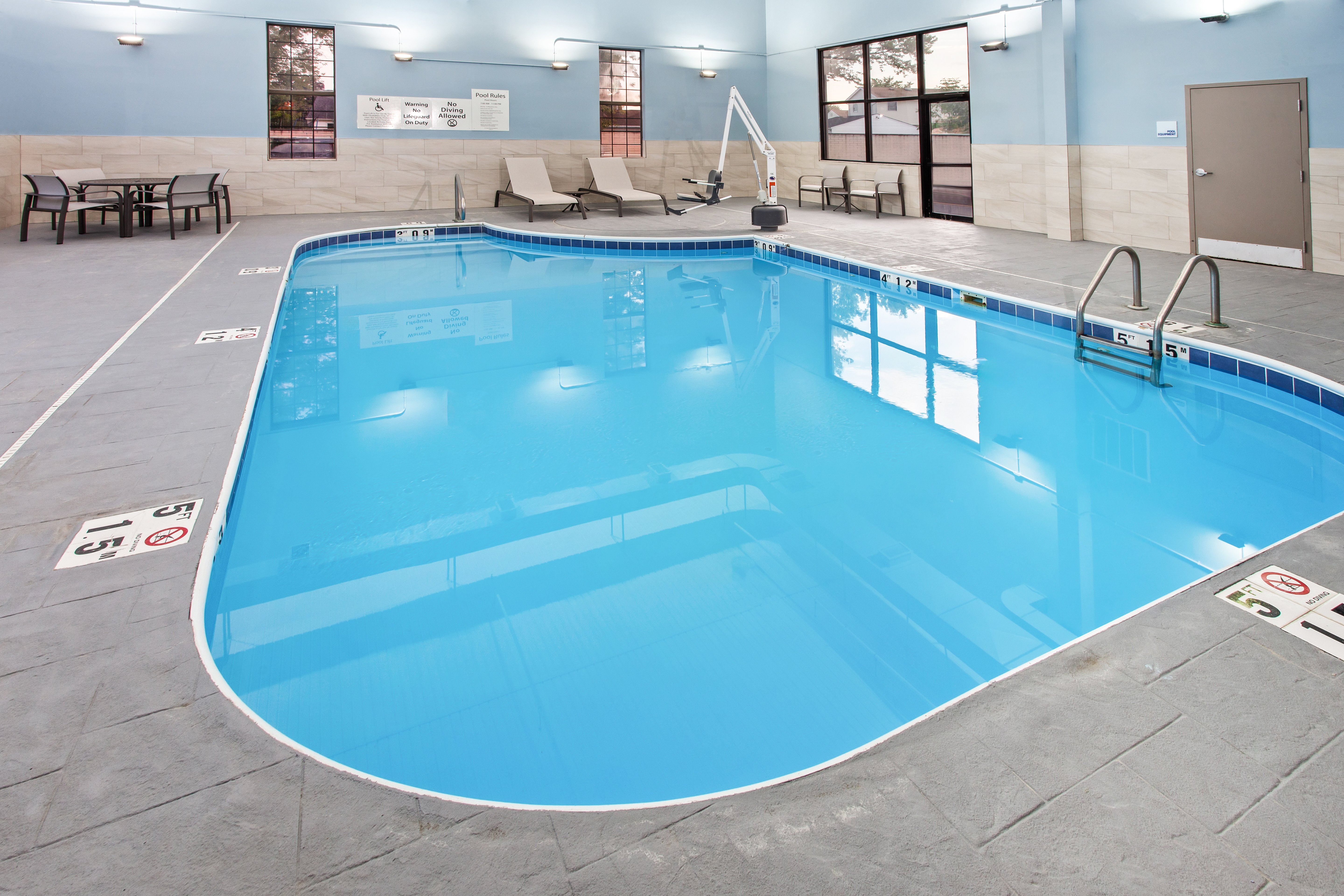holiday inn express cleveland airport brookpark by ihg