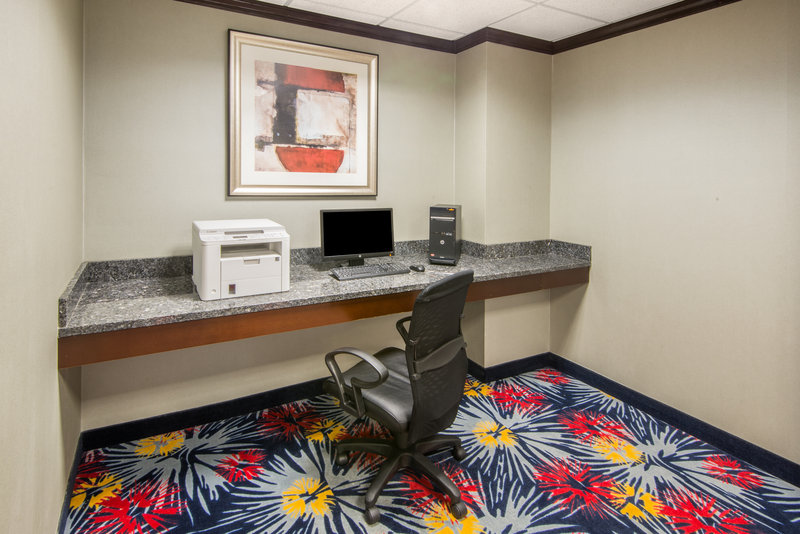 holiday inn express cleveland airport brookpark by ihg