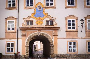 small luxury hotel goldgasse