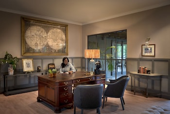 anantara stanley and livingstone victoria falls hotel