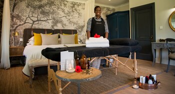 anantara stanley and livingstone victoria falls hotel