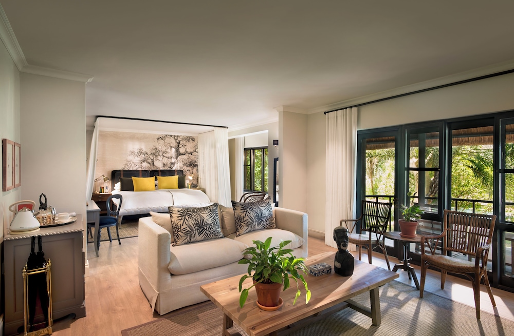 anantara stanley and livingstone victoria falls hotel