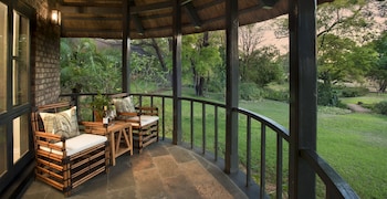 anantara stanley and livingstone victoria falls hotel