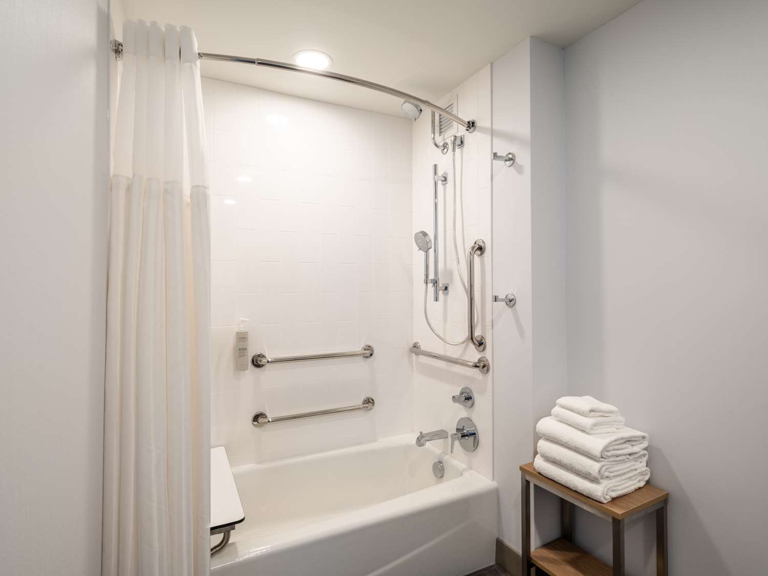 hilton garden inn toledo downtown