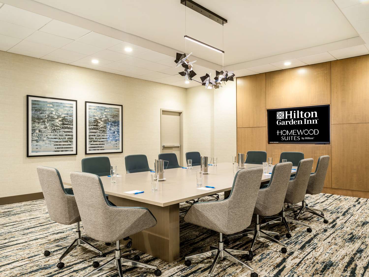 hilton garden inn toledo downtown
