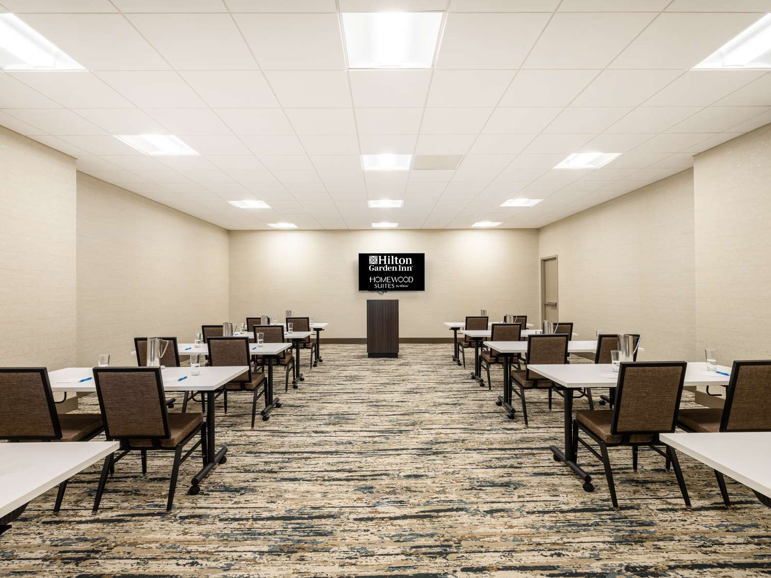 hilton garden inn toledo downtown