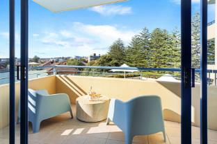 quest cronulla beach